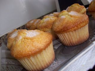 Magdalenas De Naranja Rellenas Con Perlas De Chocolate En Thermomix