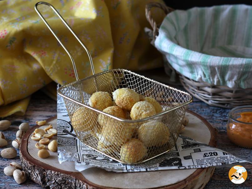 4. Bolitas de mozzarella empanadas en freidora de aire