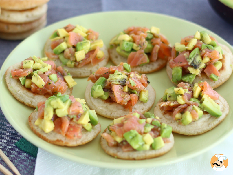 Tostas de salmón y aguacate