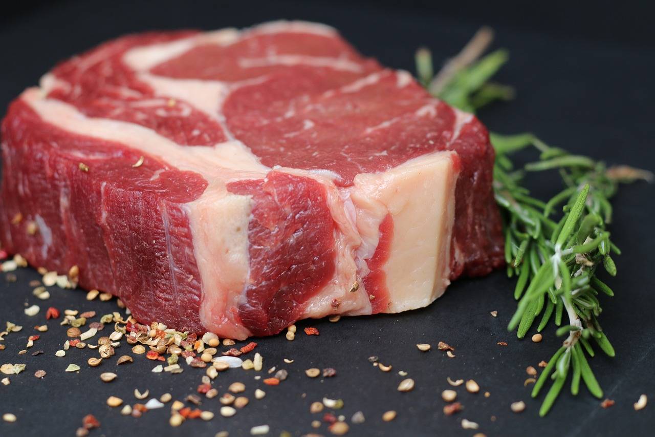 Carne roja y salud: ¿acelera realmente el envejecimiento?