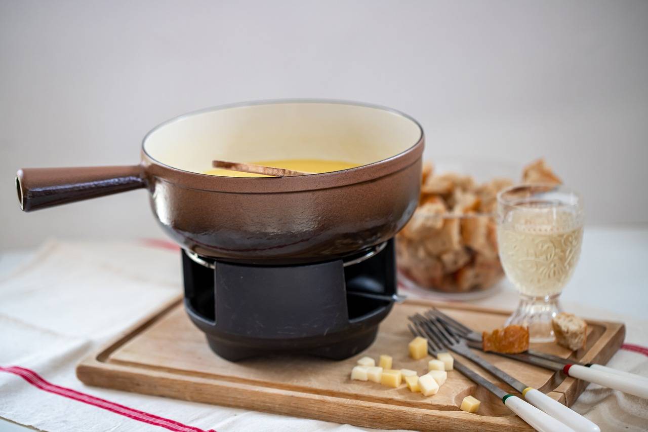 El secreto de la auténtica fondue: ¡descubre las recetas tradicionales de cada región!