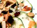 Receta Carpaccio de calabacin con cabrales, pasas y almendras