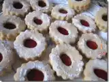 Receta Galletas de mantequilla con mermelada de fresa