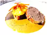 Receta Medallones de solomillo de cerdo sobre crema de curry-mango y puré de papas a la cúrcuma