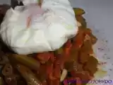 Receta Judías verdes y bacon con huevo poché