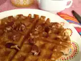 Receta Waffles con salsa de maple y nueces (gofres)