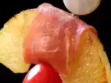 Receta Pincho de piña asada con jamón