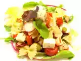 Receta Ensalada de pasta, con queso feta, rábanos, krisia, tomates minis etc, etc