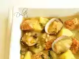 Receta Patatas guisadas con salmón y almejas