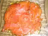 Receta Salmón ahumado sobre cama de tomate aliñado