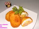 Receta Huevos rellenos rebozados y una rica ensalada