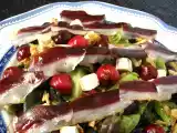 Receta Ensalada de hojas con cerezas y jamón de pato