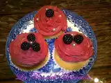 Receta Cupcakes de mora con buttercream de mora