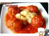 Receta Albóndigas de espinacas y calabacín en salsa