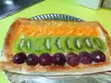 Receta Tarta de hojaldre con frutas y crema de yemas de huevos