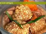 Receta Vieiras rebozadas sobre tallarines de chipirón encebollado