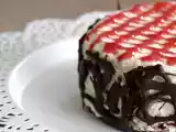 Receta Tarta de mousse de chocolate blanco con coulis de fresa