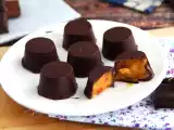 Receta Bombones de chocolate negro con caramelo y almendras
