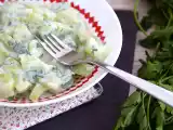 Receta Ensalada de pepino y salsa de yogur