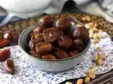 Receta Bolitas energéticas de dátiles con corazón de crema de cacahuete