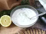 Receta Salsa de yogur, queso feta, limón y menta