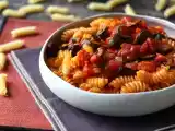 Receta Pasta con aceitunas y salsa de tomate, ¡un reconfortante plato vegano!