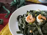 Receta Tallarines de espirulina con gambas y limón, un plato saludable y lleno de sabor