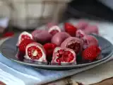 Receta Bombones de frambuesa, chocolate blanco y chocolate ruby al estilo franui