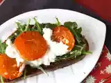 Receta Tosta de albaricoques asados, rúcula y burrata
