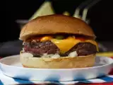Receta Cheeseburger, ¡la famosa hamburguesa de queso que todos adoran!