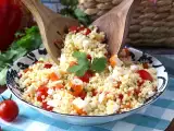 Receta Ensalada de cuscús perla con surimi: fresca, fácil de preparar y perfecta para el verano
