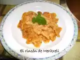 Receta Farfalle con atún y salsa de tomate