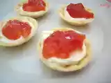 Receta Canapé de tostadas de queso con mermelada de tomate