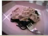 Receta Espaguetis negros con salsa de champiñones