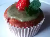 Receta Muffins de fresa y canela con glaseado de hierbabuena