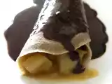 Receta Crepes de harina de trigo sarraceno, alforfón, con pera y chocolate negro