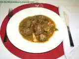 Receta Albóndigas con sepia, alcachofas y guisantes