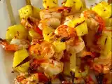 Receta Brochetas de langostinos, piña y salsa de miel