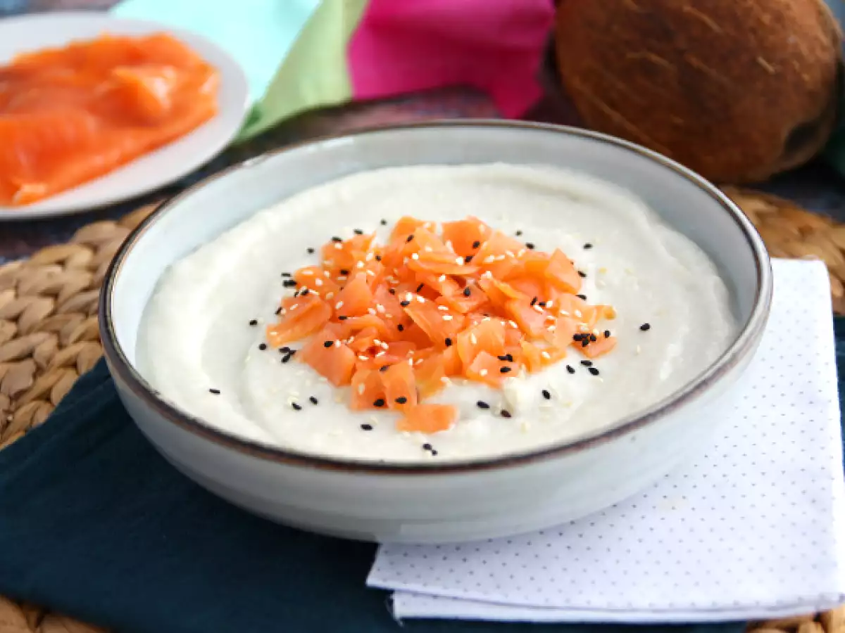 Receta Crema de coliflor y coco con salmón