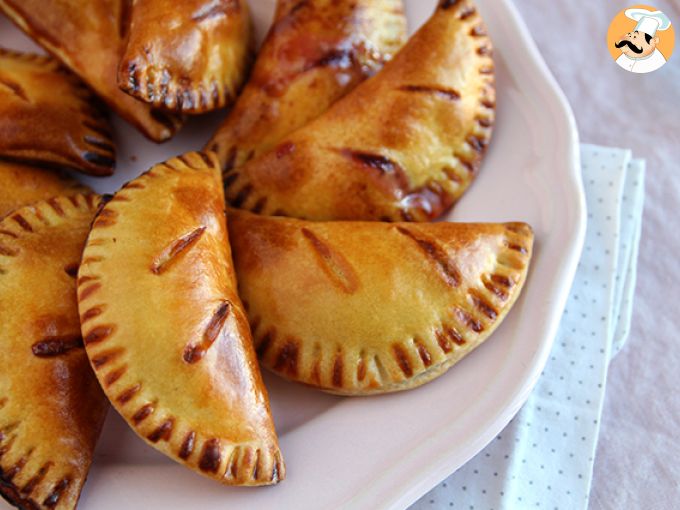 Empanadillas dulces con mermelada