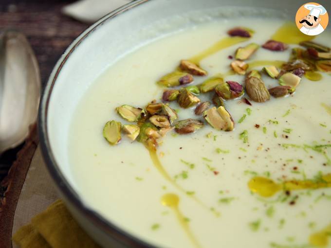 Crema de coliflor y pistacho