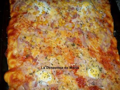 Receta Pizza con huevos de codorniz