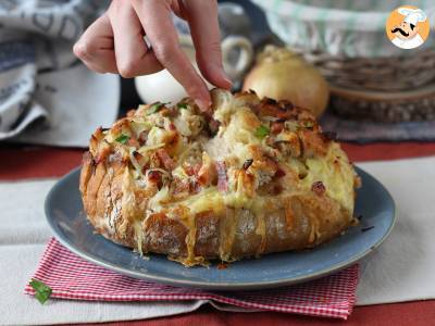 Receta Hogaza de pan rellena de queso y bacon