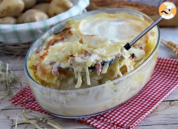 Tartiflette francesa, tradicional de saboya - Receta Petitchef