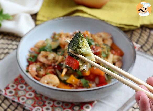 Cocina con BRA - Wok de verduras con gambas ⚡️ Pasada la Semana