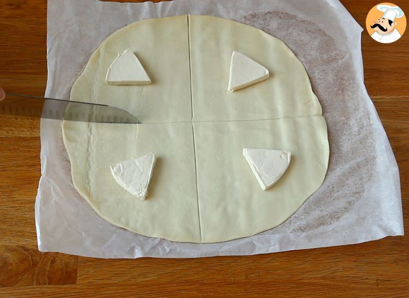 Pan naan relleno de queso en sartén, receta express - Receta Petitchef