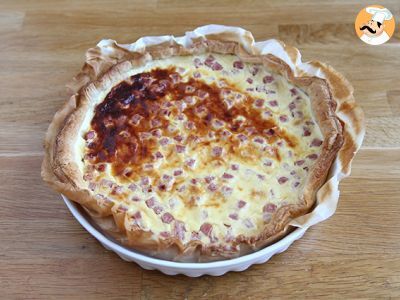 Quiche ligera de jamón, queso y yogur - Receta Petitchef