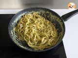 Paso 6 - Pasta con flores de calabacín, ricotta y pistachos