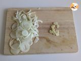 Paso 1 - Pasta con crema de cebolla, una receta fácil y económica