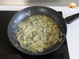 Paso 3 - Pasta con crema de cebolla, una receta fácil y económica